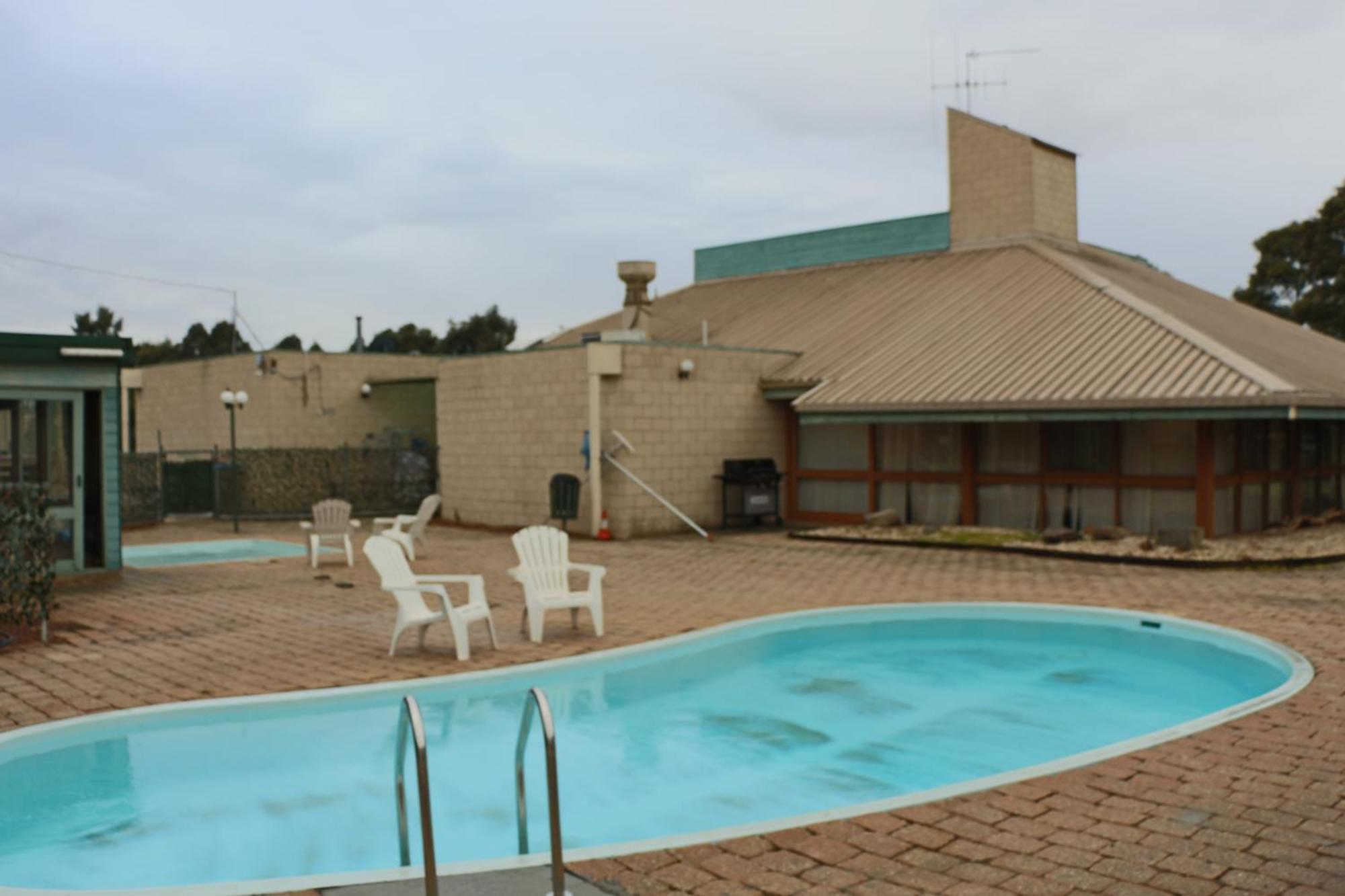 Bendigo Motor Inn Kangaroo Flat Экстерьер фото