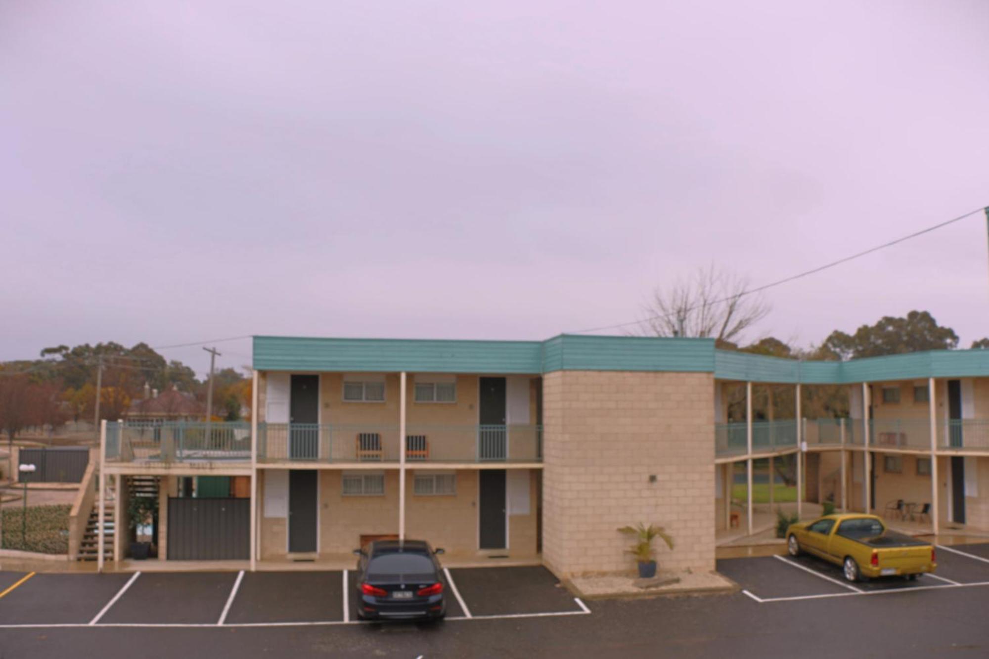 Bendigo Motor Inn Kangaroo Flat Экстерьер фото